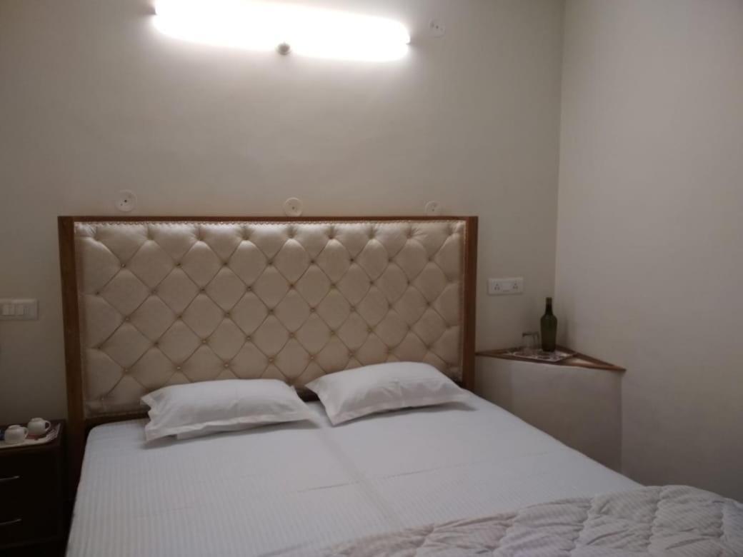 Rohit Den Villa Shimla Exterior photo