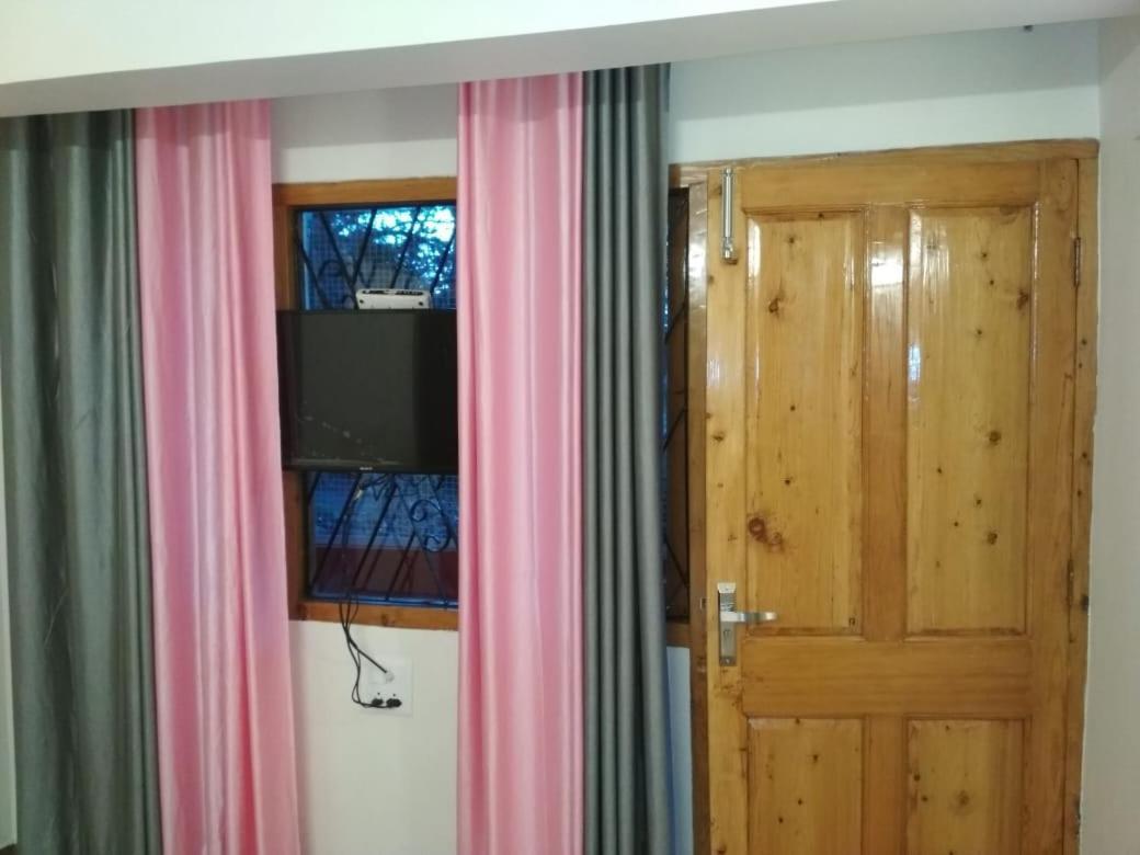 Rohit Den Villa Shimla Exterior photo